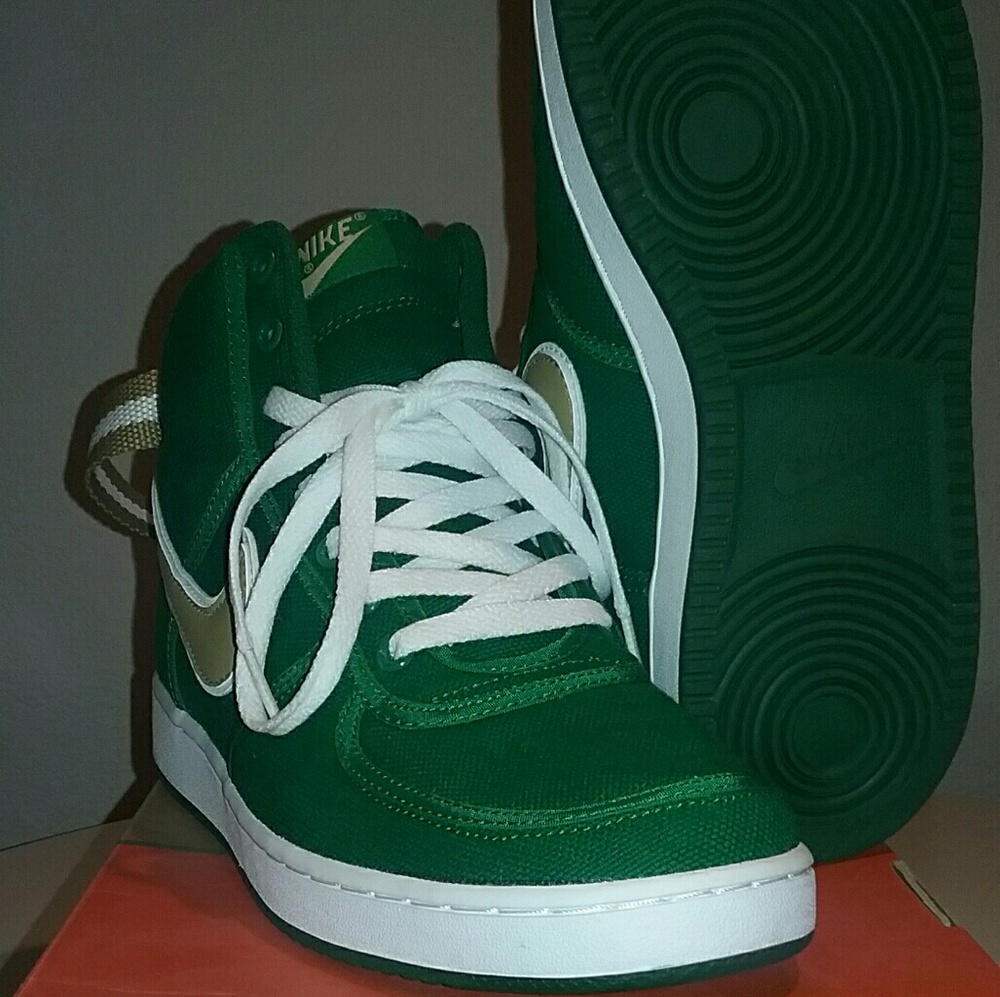 Nike Air Force 1